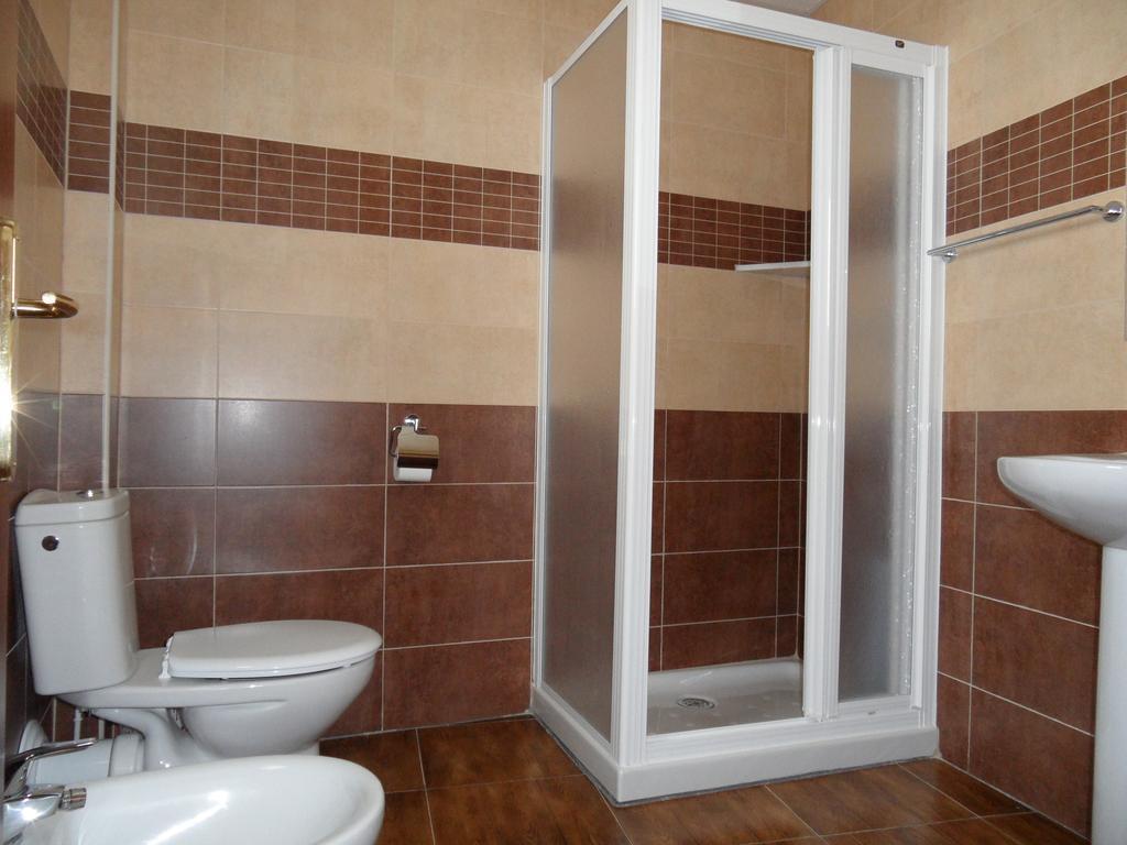 Hotel Las Flores Tolox Δωμάτιο φωτογραφία