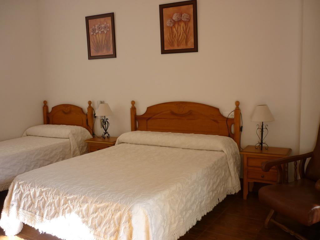 Hotel Las Flores Tolox Δωμάτιο φωτογραφία