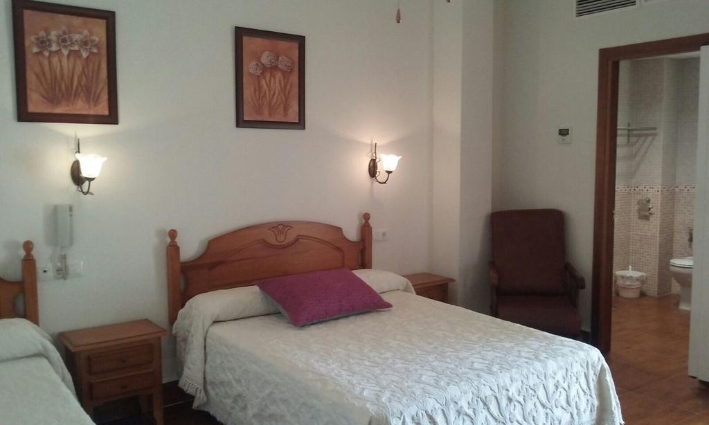Hotel Las Flores Tolox Εξωτερικό φωτογραφία