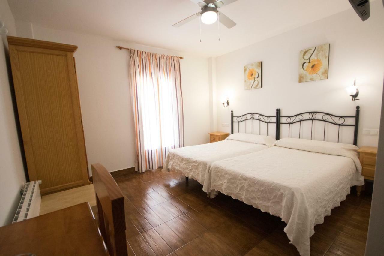 Hotel Las Flores Tolox Εξωτερικό φωτογραφία