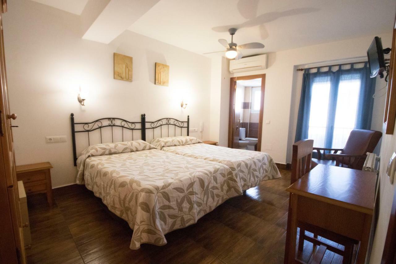 Hotel Las Flores Tolox Εξωτερικό φωτογραφία